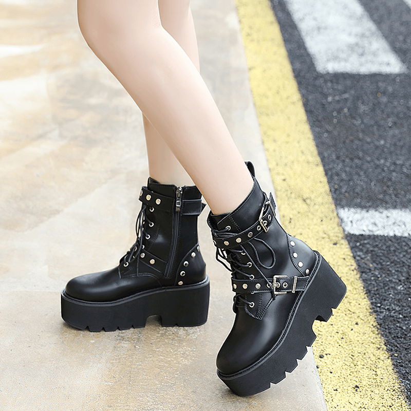 Sexy Black PU Leather Women's Combat Boots With Rivets / High Heels Steampunk Style Platform Shoes