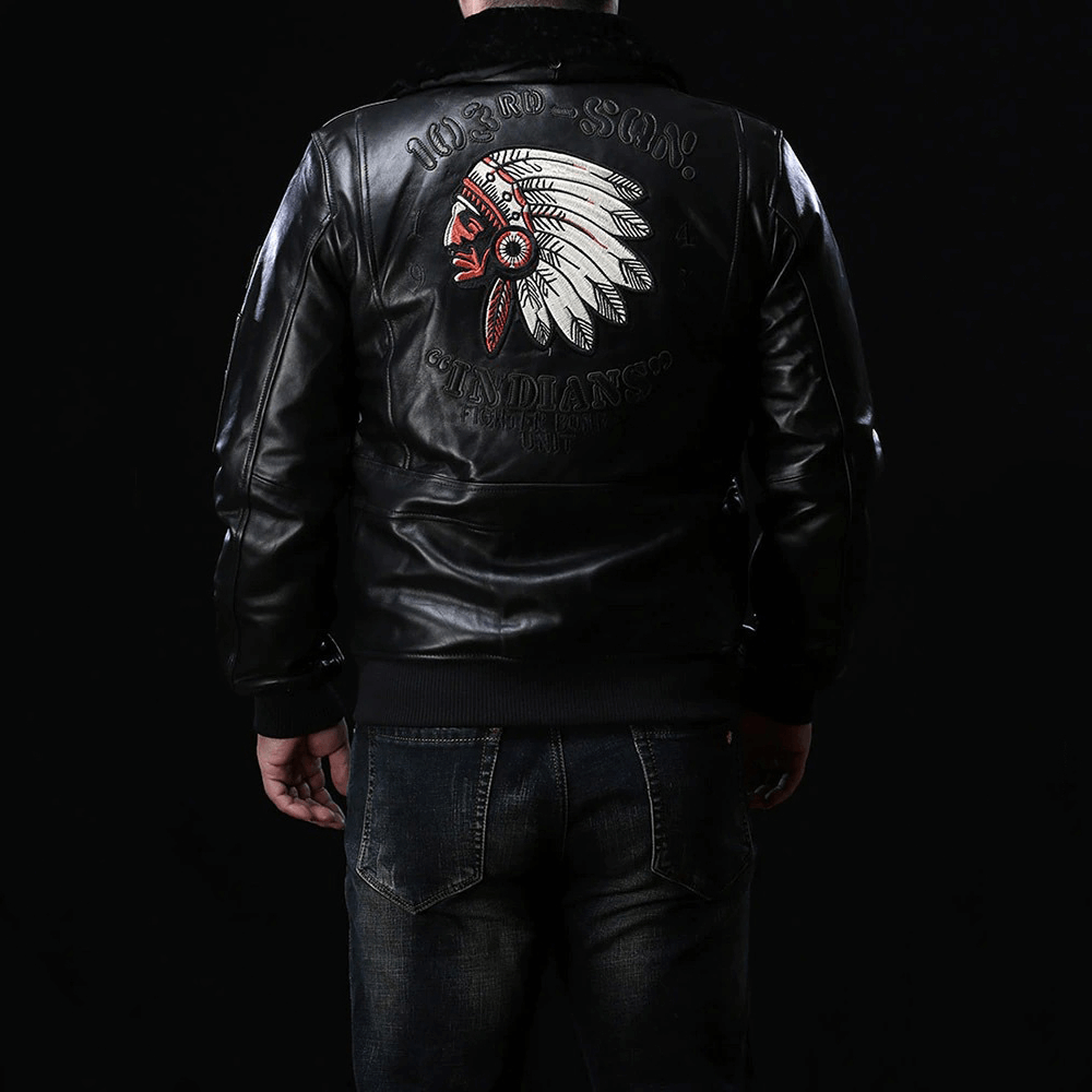 Sheep Leather Men's Bomber Jacket With Fur / Vintage Lambskin Jacket With Embroidery