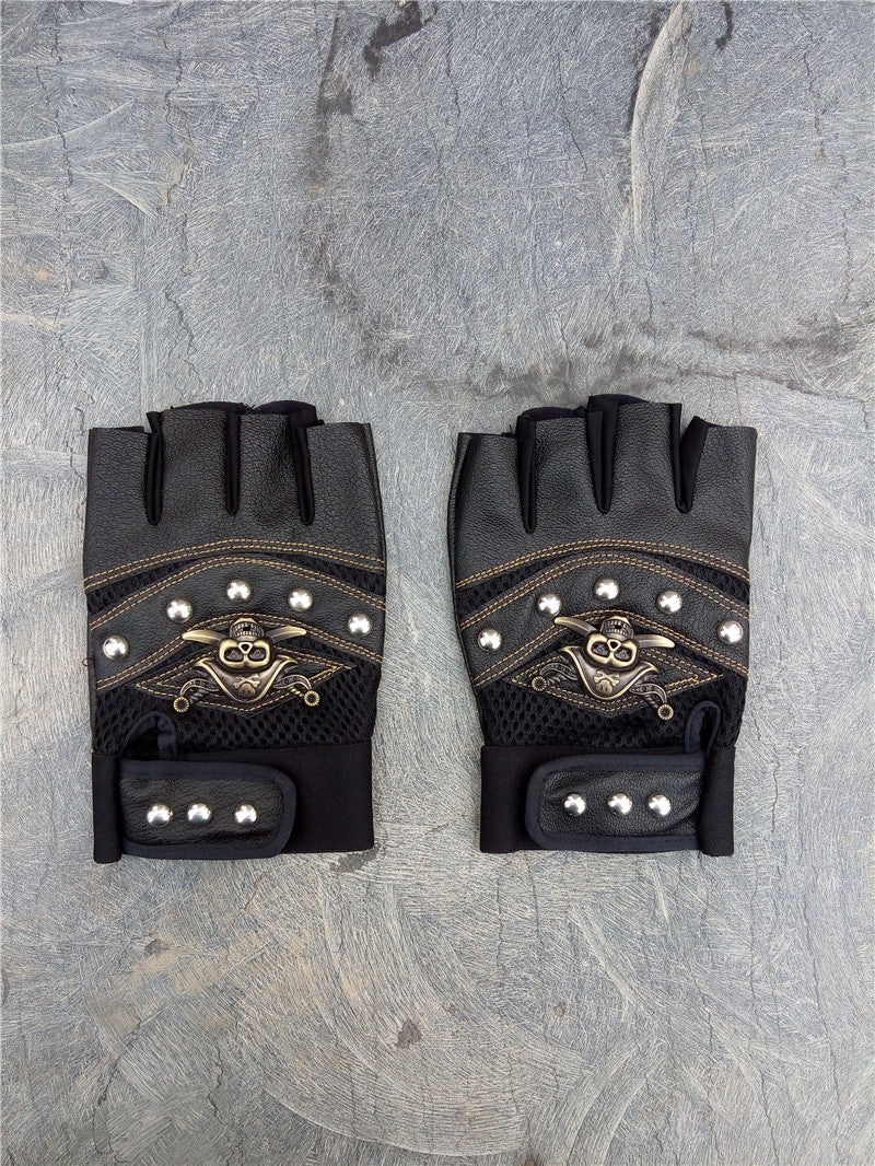 Skulls Rivet Gloves / Alternative Fashion Half Finger Gloves
