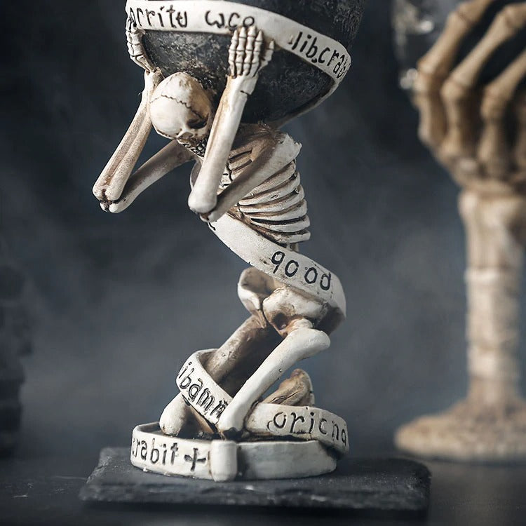 Slave Skull Horrible Wine Glass with Stainless Steel and Resin / Vintage Style Bar Drinkware