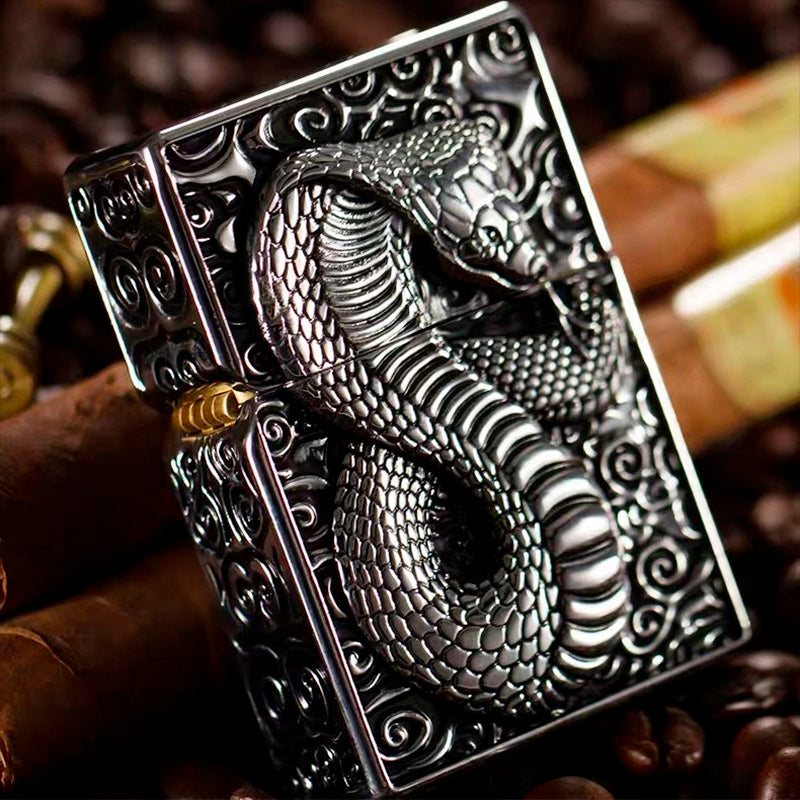 Snake Design Gasoline Lighter / All Metal Relief Lighter / Smoker Kerosene Gadgets