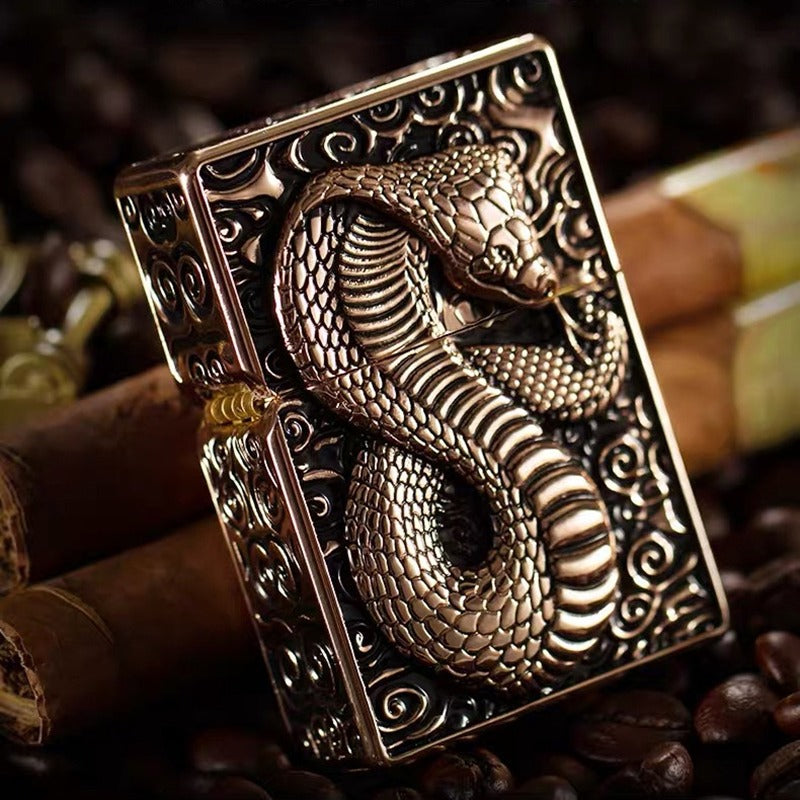 Snake Design Gasoline Lighter / All Metal Relief Lighter / Smoker Kerosene Gadgets