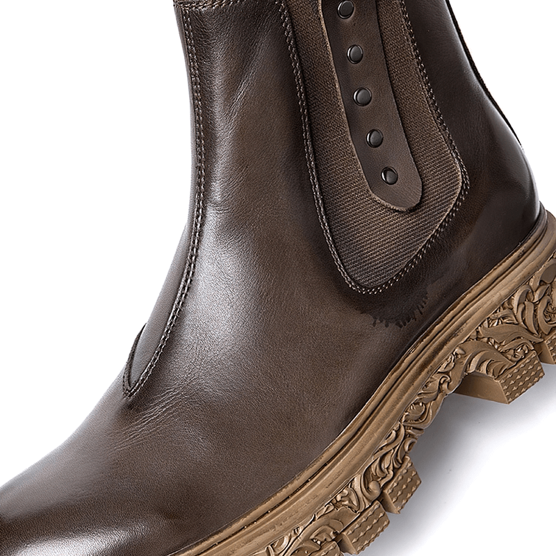Special Design Men's Soft Leather Pull-On Ankle Boots / Classic Shoes with Carved Bottom