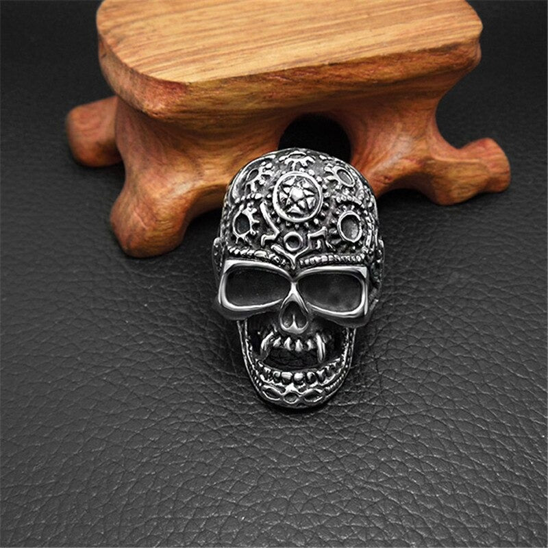 Stainless Steel Big Skull Ring / Punk Rock Retro Mens Womens Alternative Fashion Jewelry