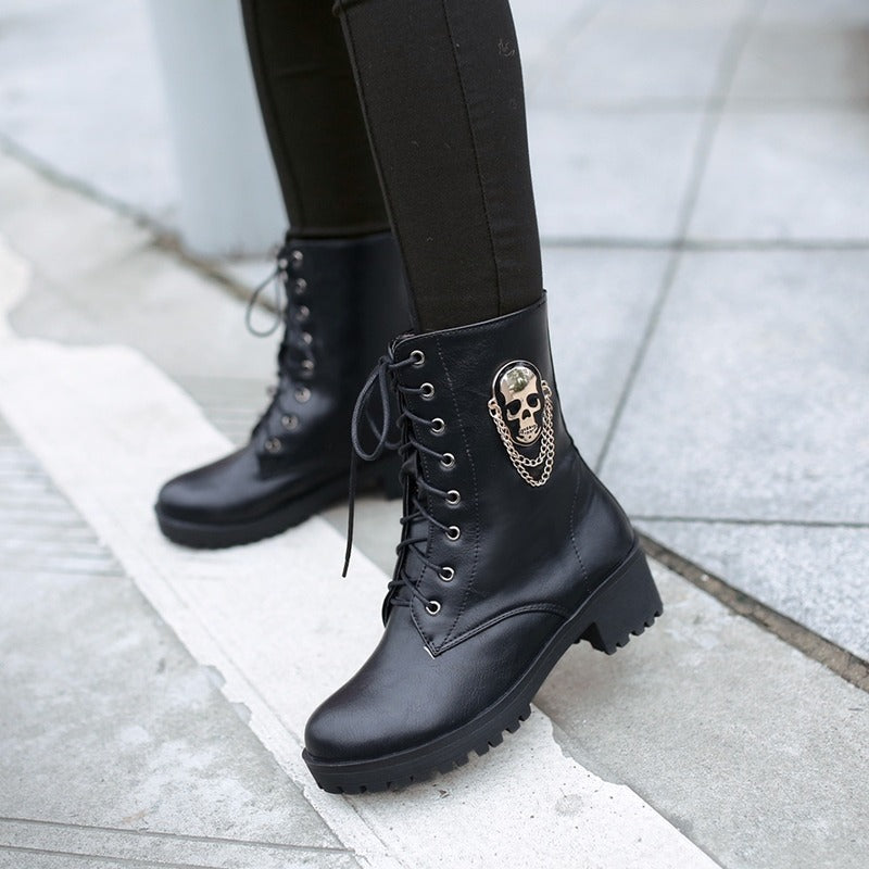 CLEARANCE / Women Ankle Boots with Skull and Chain - US
